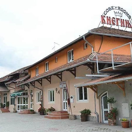 Motel Kneginja Čačak Extérieur photo